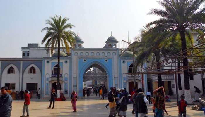 ঢেলে সাজানো হচ্ছে শাহজালালের দরগাহ