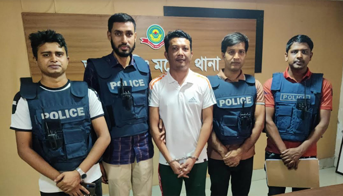 চার মামলায় পরোয়ানা নিয়ে পলাতক রাজু, হলেন গ্রেপ্তার