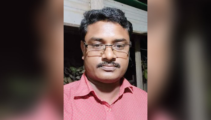 সখীপুর বিদ্যুৎ কার্যালয়ে ‘ক্ষমতাধর’ এক ঠিকাদার