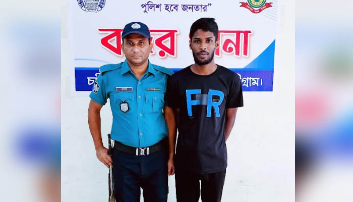 ফের কনটেইনারে লুকিয়ে সিঙ্গাপুরে যাওয়ার চেষ্টা, মাঝপথে ধরা