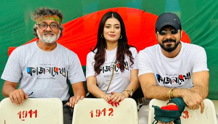‘কাজল রেখা’ নিয়ে বিশ্বকাপ আসরে রাজ-মন্দিরা