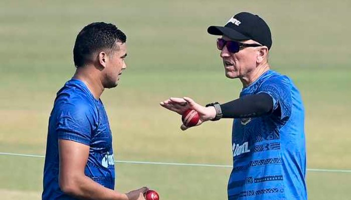 ডোনাল্ডের সামনে অন্যরকম বাস্তবতা