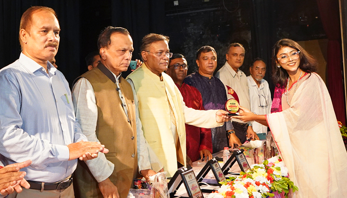 বিএনপির সরকার পতনযাত্রা যমুনা কিংবা বুড়িগঙ্গায় ডুবে যাবে: তথ্যমন্ত্রী