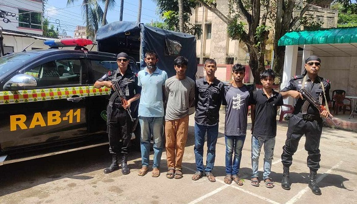 অটোরিকশা ছিনতাই করতেই সঞ্জিত হত্যা: র‍্যাব