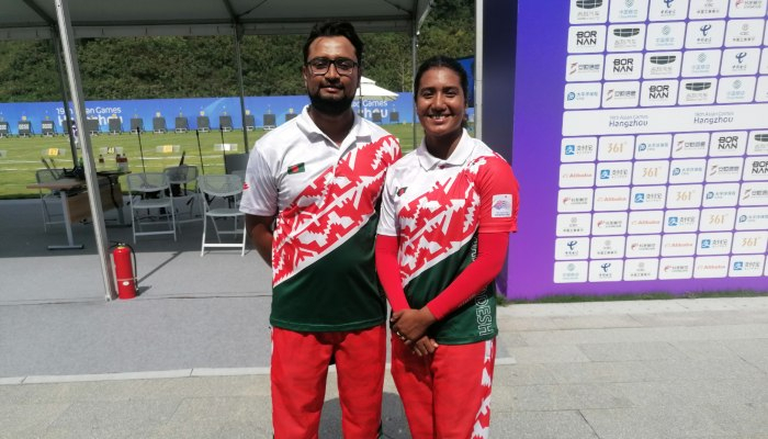 কাছে থেকেও যেন দূরে রোমান-দিয়া