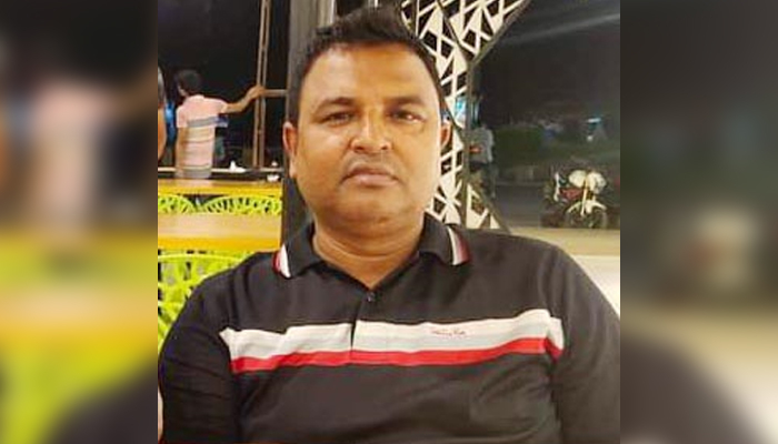 ‘তোকে শায়েস্তা করতে প্রয়োজনে ১৫ লাখ টাকা খরচ করব’