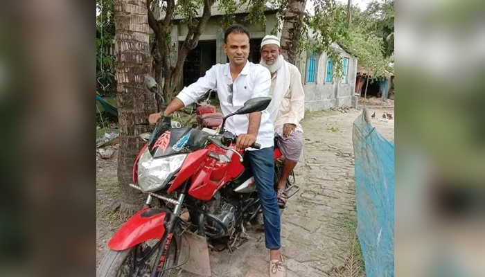 ছাত্রদল সভাপতির গ্রেপ্তারের খবরে বাবার মৃত্যু