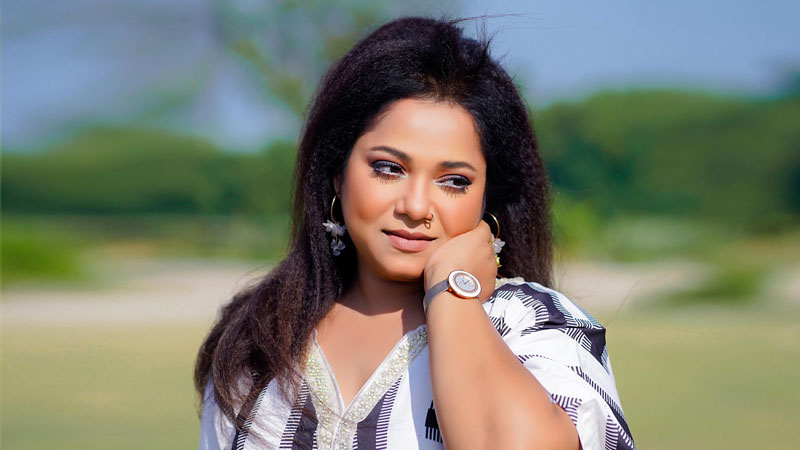 ডলি সায়ন্তনী